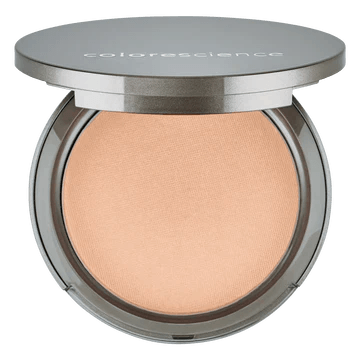 Champagne Kiss Illuminator - Pearl Skin Studio